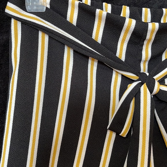 🌺Tiffany&Grey - Picture 3 of 3